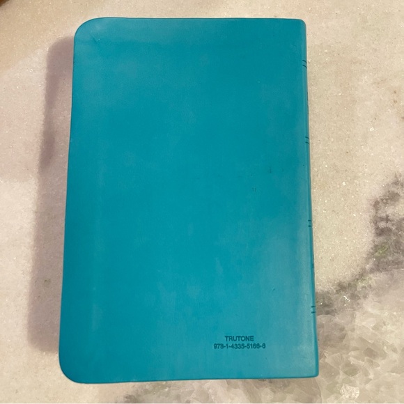 Crossway ESV Holy Bible Compact Edition 2001 Teal - Picture 2 of 8